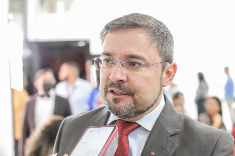 “Estou muito contente”, diz Fábio Novo sobre primeira semana de campanha