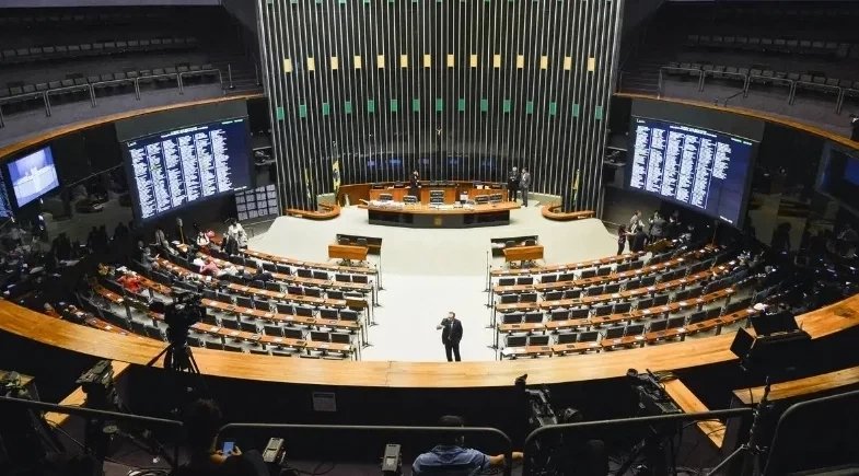 Subcomissão: Câmara dos Deputados volta hoje a debater fim da escala 6×1