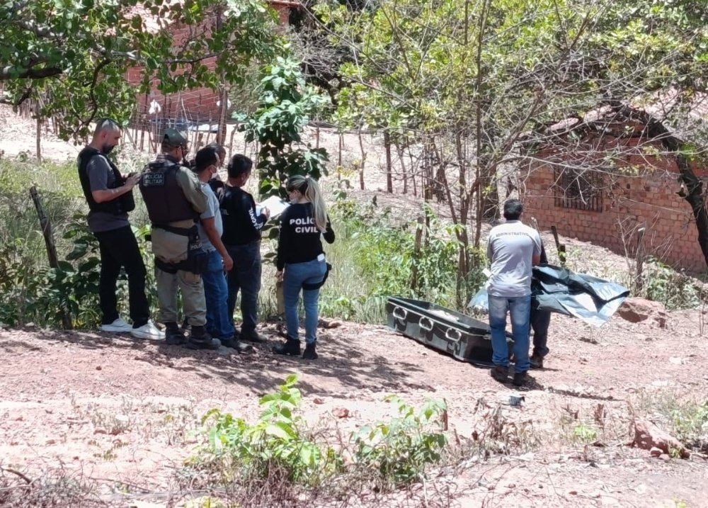 Corpo é encontrado sem roupas e com mãos amarradas na zona Sul de Teresina
