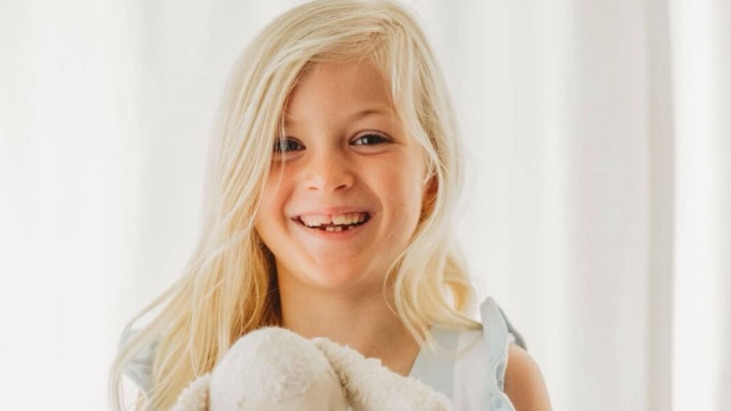 Menina de 8 anos morre após infecção rara causada por “ameba comedora de cérebro” Menina de 8 anos morre após infecção rara causada por “ameba comedora de cérebro”