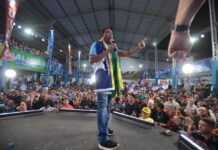 Joel Rodrigues participa de convenção que oficializa candidatura a governador