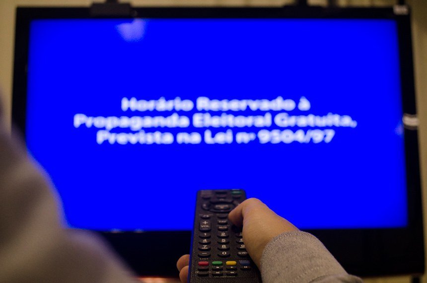 Saiba quanto tempo cada candidato à Presidência terá em propaganda eleitoral gratuita na televisão Saiba quanto tempo cada candidato à Presidência terá em propaganda eleitoral gratuita na televisão