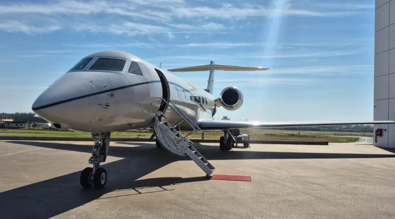 PF localiza aeronave de R$ 120 milhões ligada a Daniel Vorcaro no Paraguai PF localiza aeronave de R$ 120 milhões ligada a Daniel Vorcaro no Paraguai