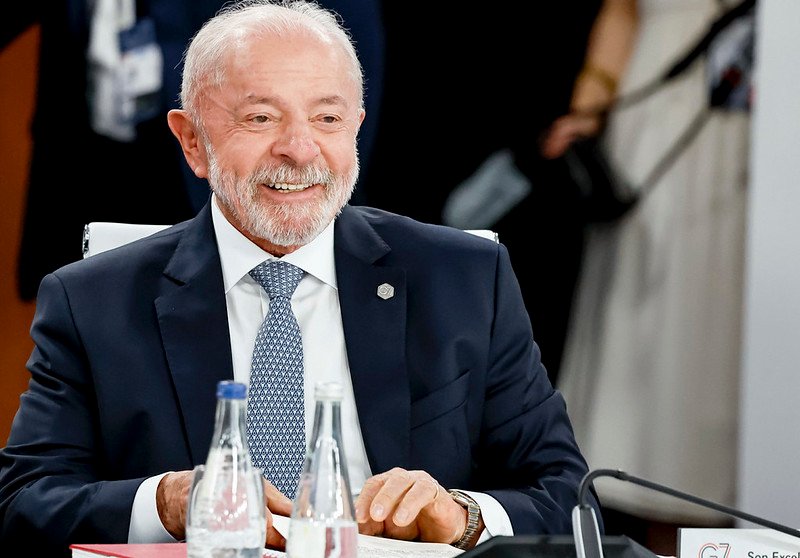 Bolsa Família terá reajuste e benefício mínimo sobe para R$ 691 a partir de outubro Bolsa Família terá reajuste e benefício mínimo sobe para R$ 691 a partir de outubro