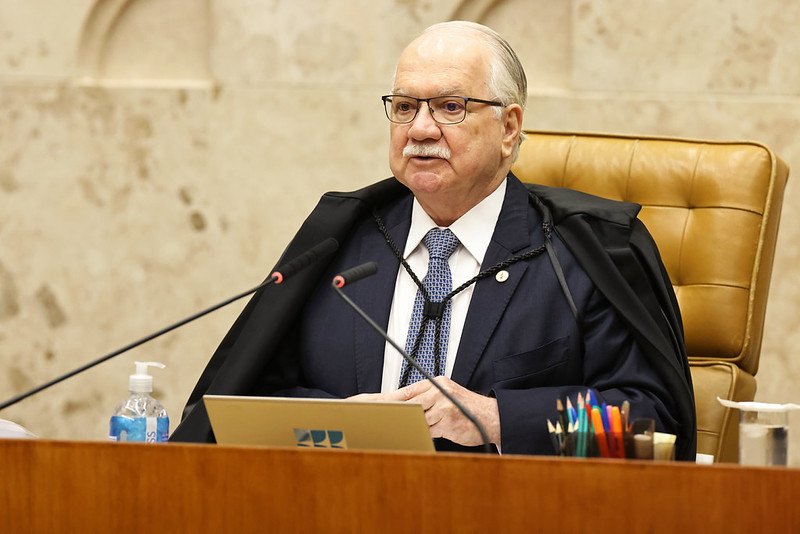Fachin suspende decisão que obrigava Teresina a executar R$ 2,8 milhões em emendas Fachin suspende decisão que obrigava Teresina a executar R$ 2,8 milhões em emendas