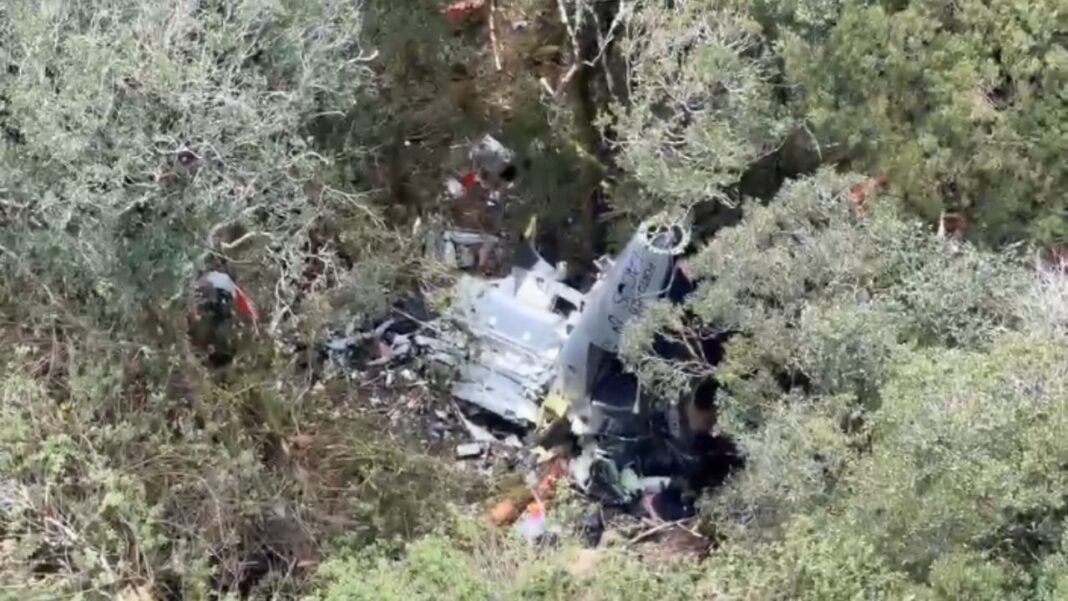 Caixa-preta pode ajudar a esclarecer queda de helicóptero que matou cantor Rick Caixa-preta pode ajudar a esclarecer queda de helicóptero que matou cantor Rick
