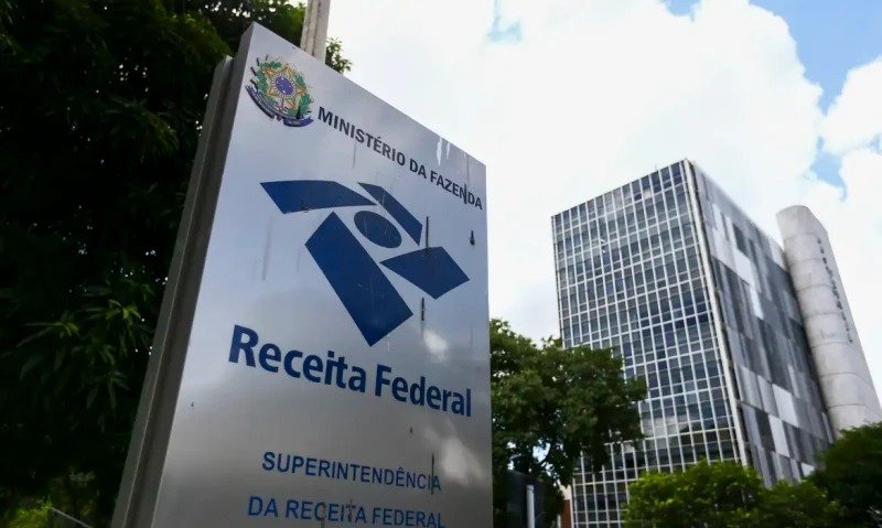 Leilão da Receita Federal tem veículos, eletrônicos e equipamentos; veja como participa Leilão da Receita Federal tem veículos, eletrônicos e equipamentos; veja como participa