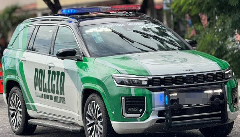 Adolescentes são baleados pela PM durante gravação de falso assalto Adolescentes são baleados pela PM durante gravação de falso assalto