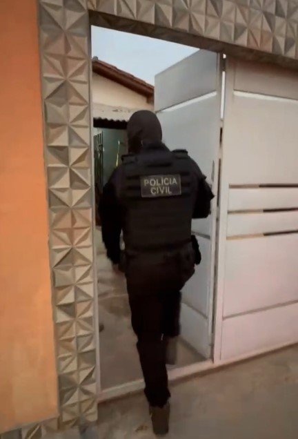 Homem é alvo de operação após registrar falso boletim de ocorrência em nome de pessoa morta Homem é alvo de operação após registrar falso boletim de ocorrência em nome de pessoa morta