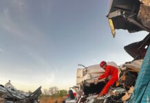 Colisão entre três caminhões deixa três mortos na BR-343, em Campo Maior