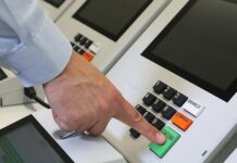 Eleitor não poderá usar óculos com câmera ou outros dispositivos de gravação na cabine de votação