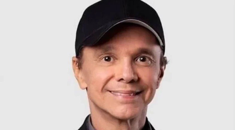 Cantor Netinho morre aos 60 anos após batalha contra o câncer Cantor Netinho morre aos 60 anos após batalha contra o câncer