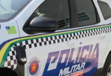 Jovem sofre fratura no braço após ser baleado em frente a pizzaria em Barras